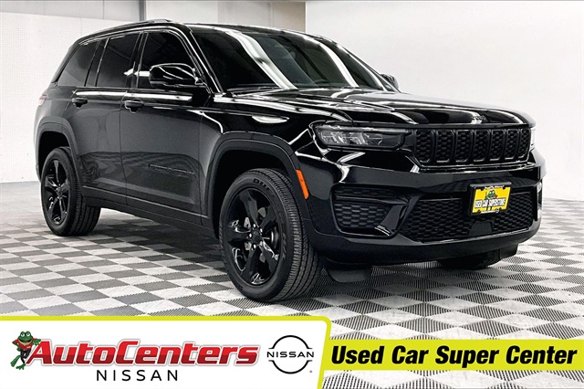 2023 Jeep Grand Cherokee Altitude's photo