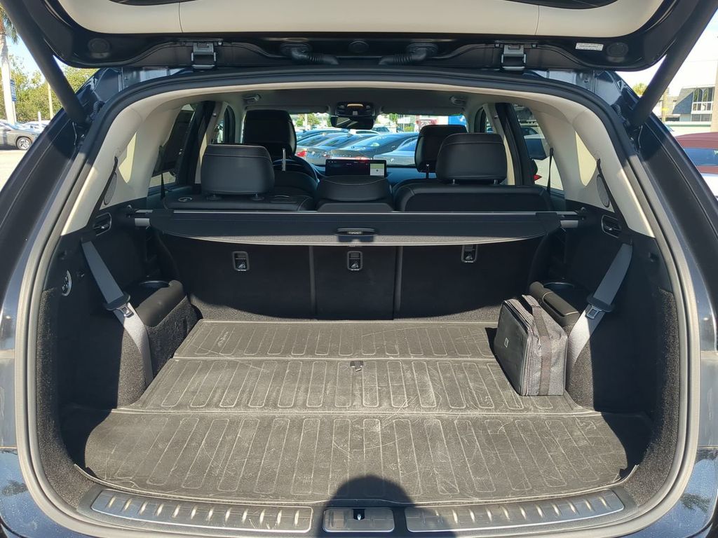 2024 Genesis GV80 3.5T Advanced photo 12