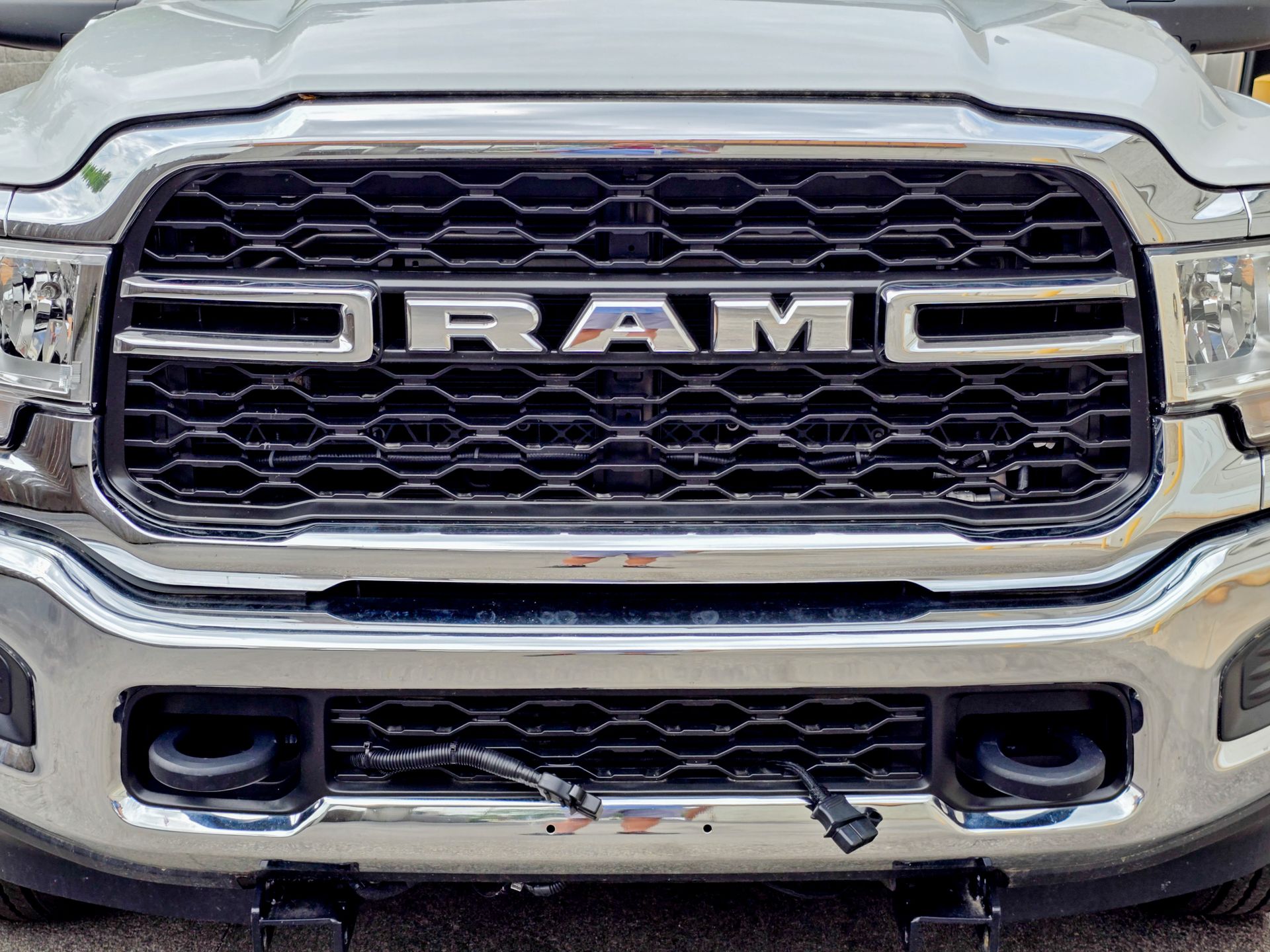 2023 Ram 5500 Tradesman photo 3