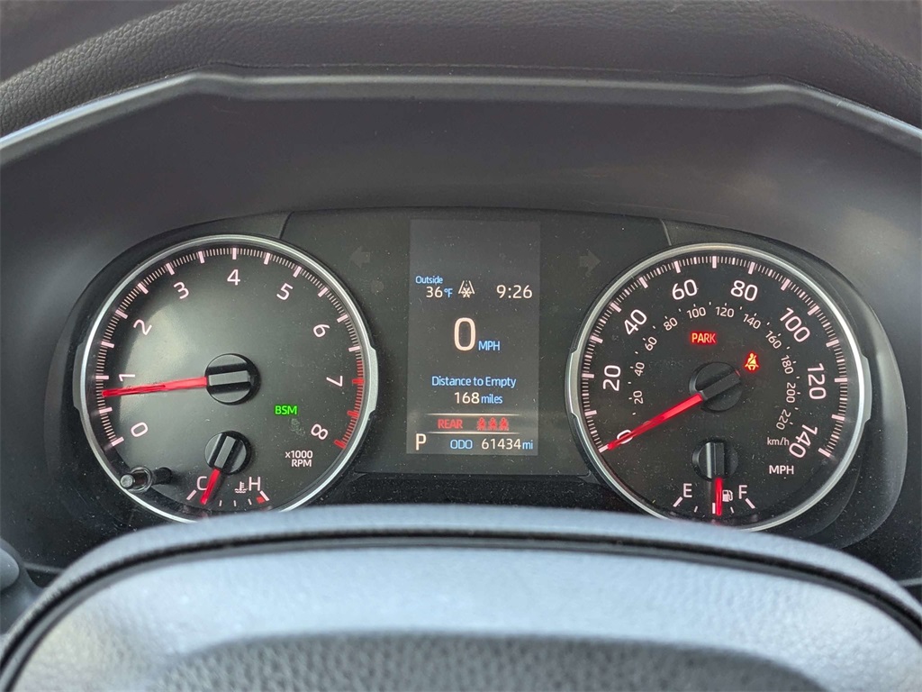 2022 Toyota RAV4 XLE photo 24