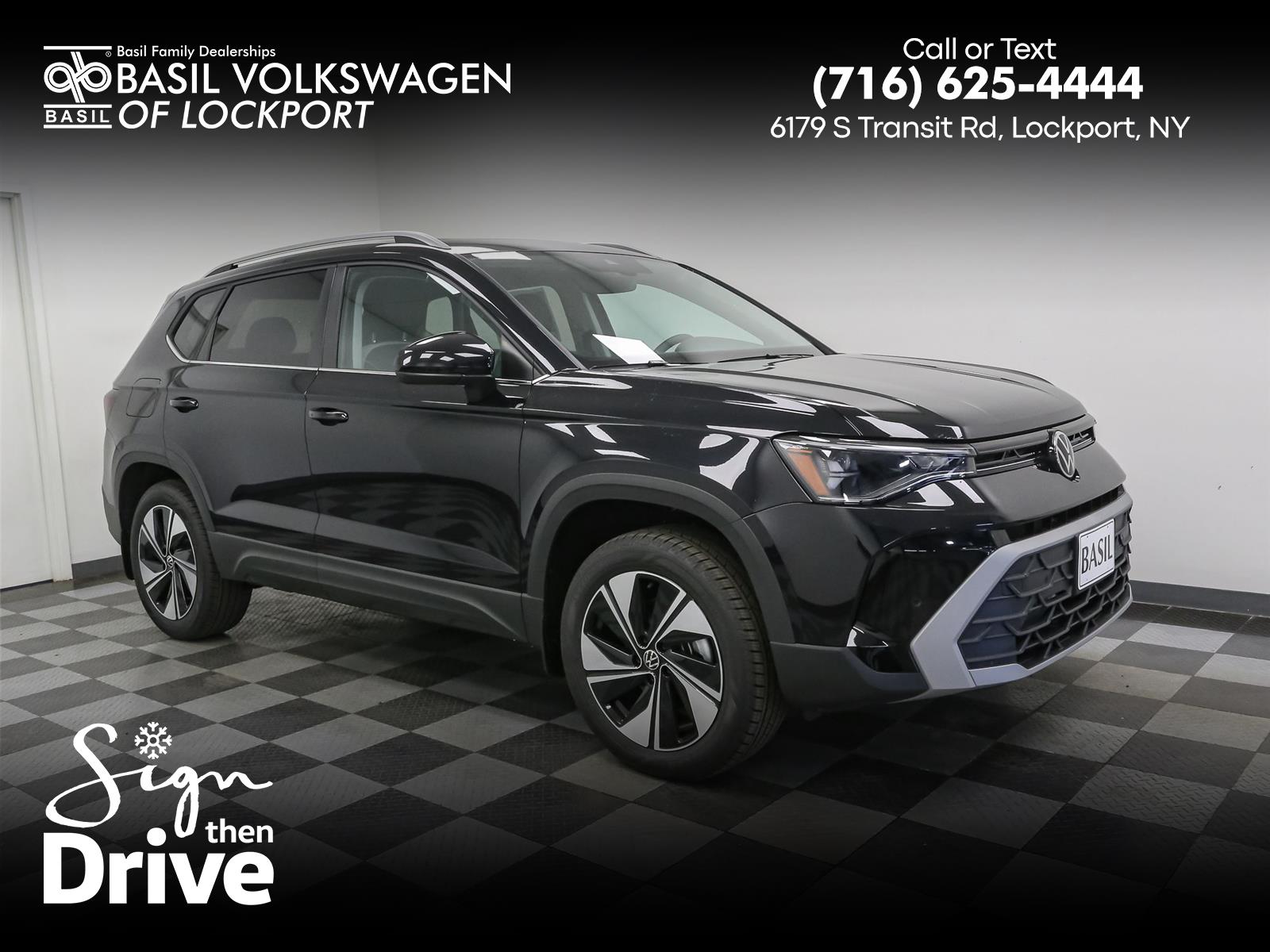 2025 Volkswagen Taos SE's photo