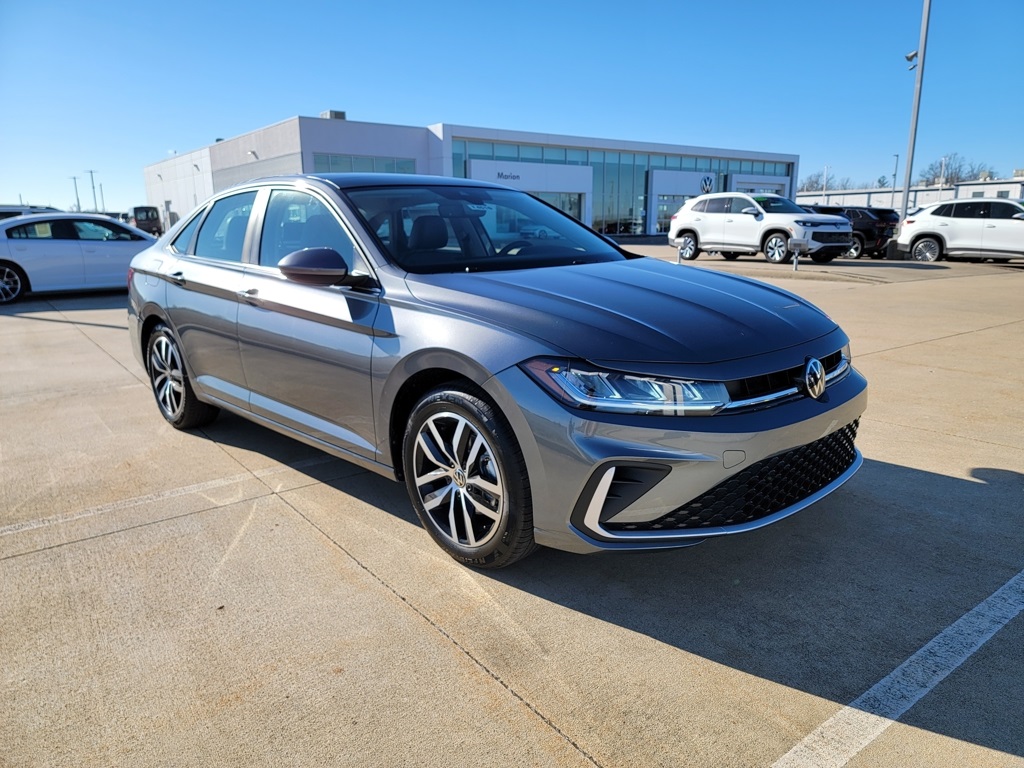 2026 Volkswagen Jetta SE's photo