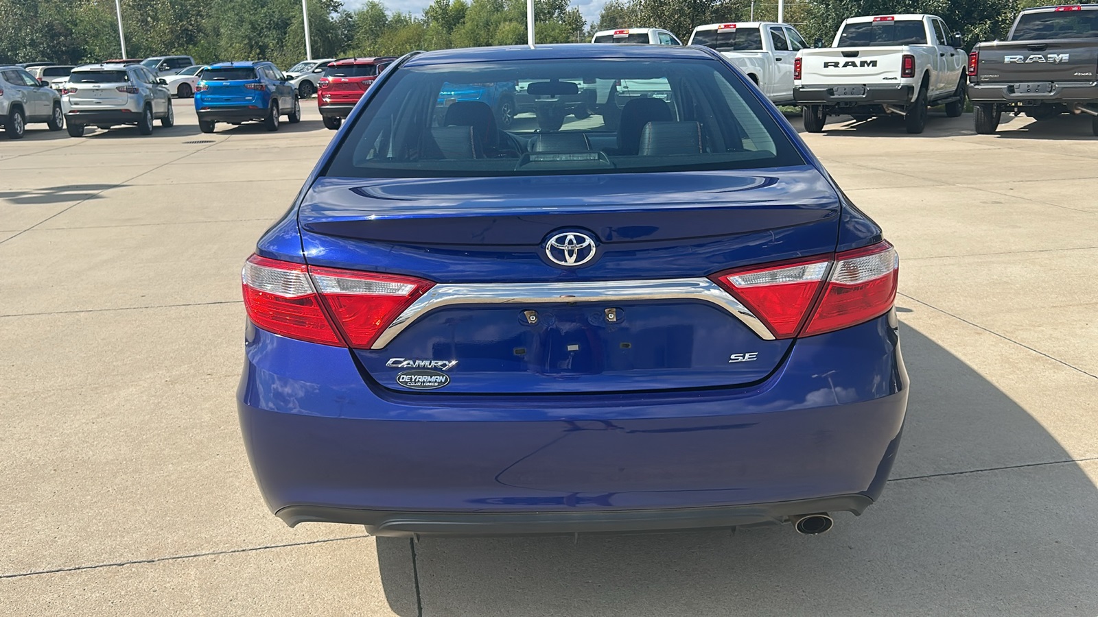 2016 Toyota Camry photo 4