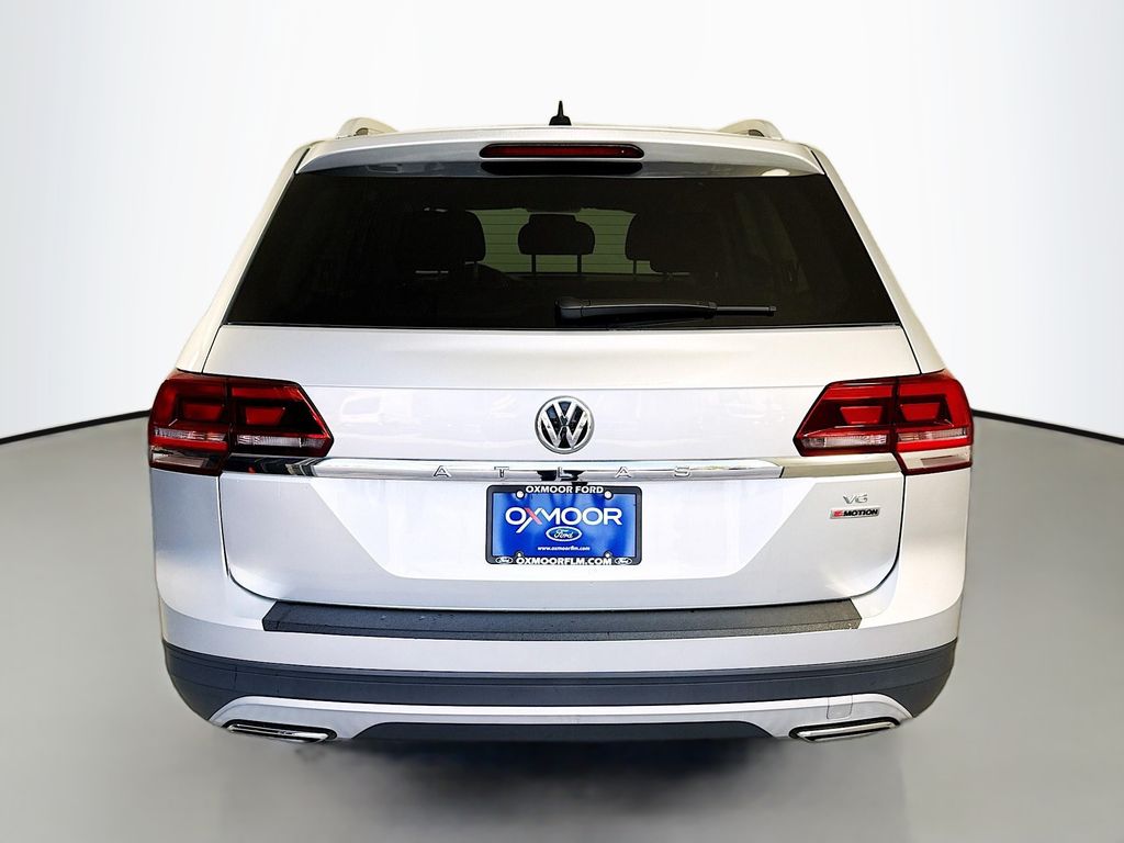 2018 Volkswagen Atlas V6 Launch Edition photo 5