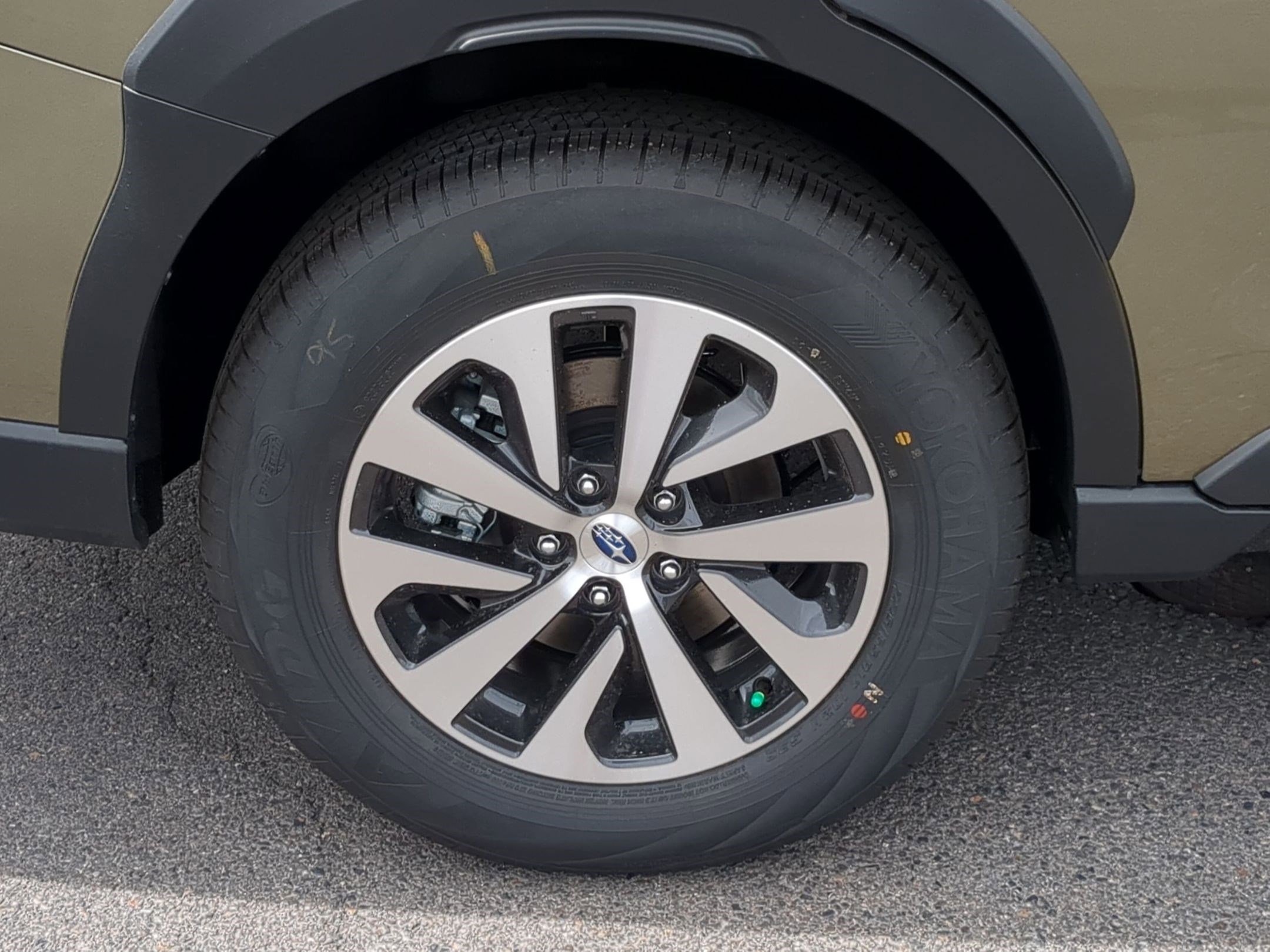 2025 Subaru Outback Premium photo 18