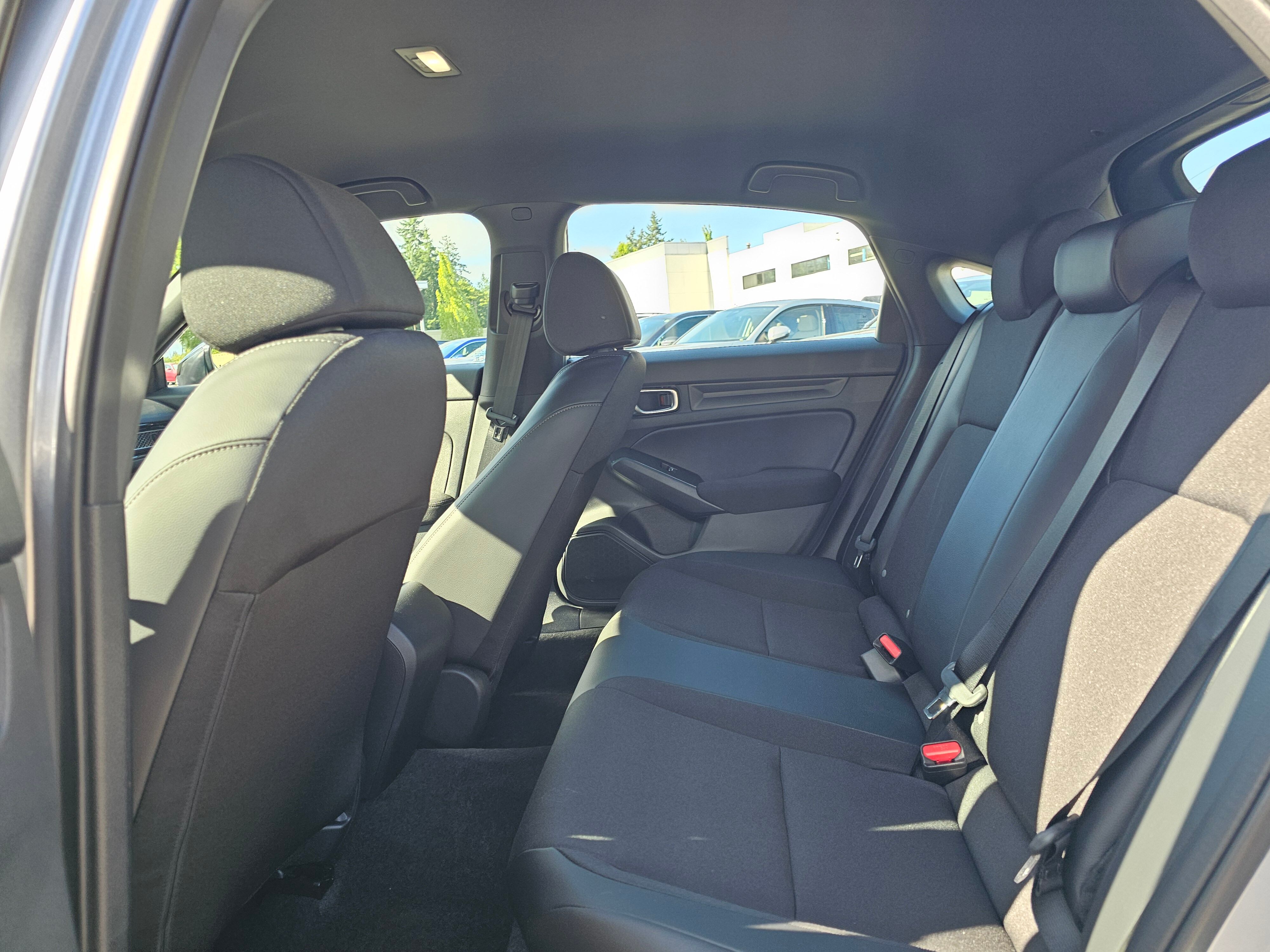 2025 Honda Civic Sport photo 8