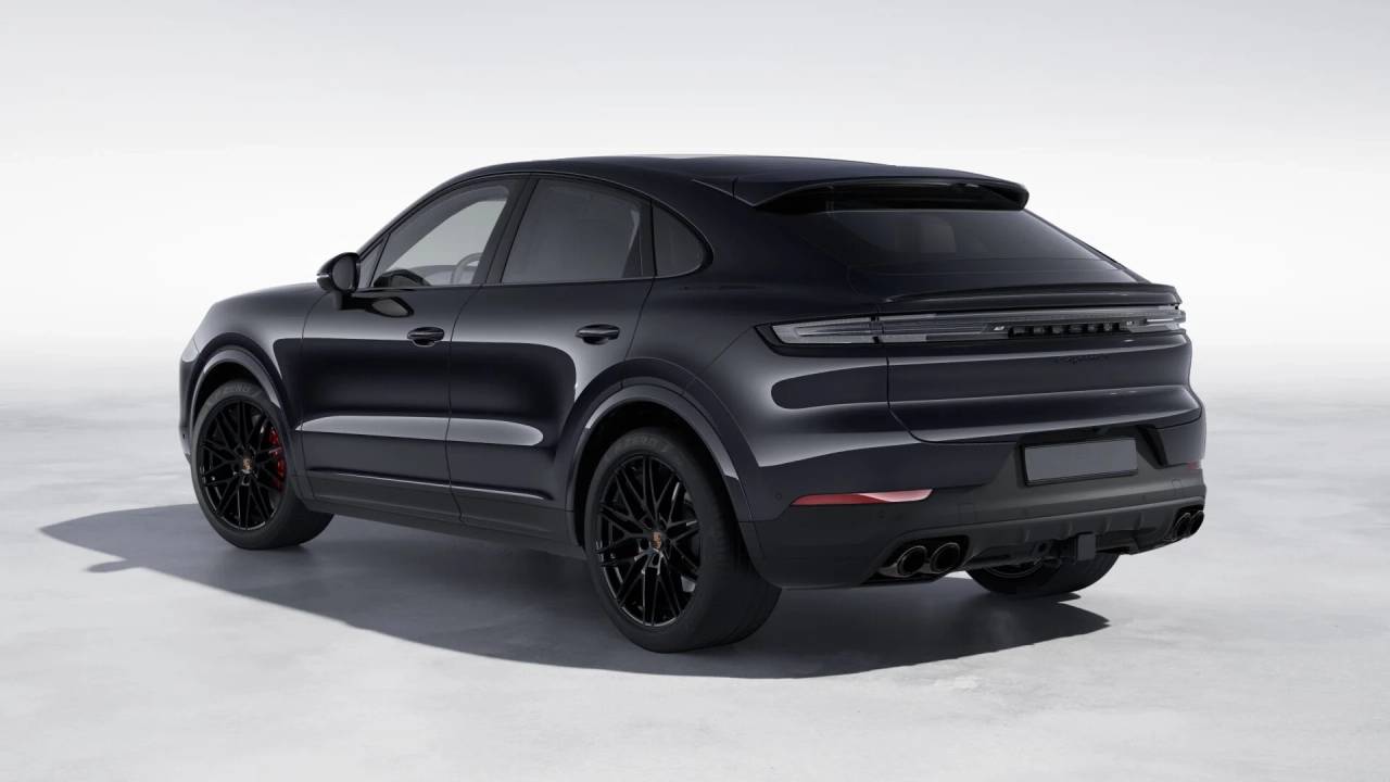 2026 Porsche Cayenne S Coupe photo 3
