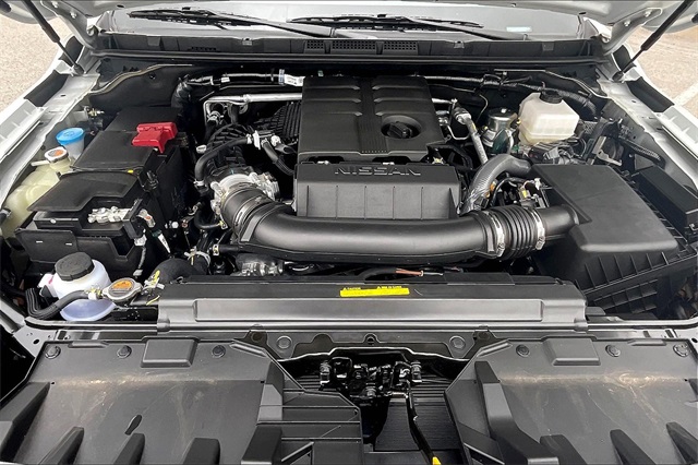 2025 Nissan Frontier SV photo 11