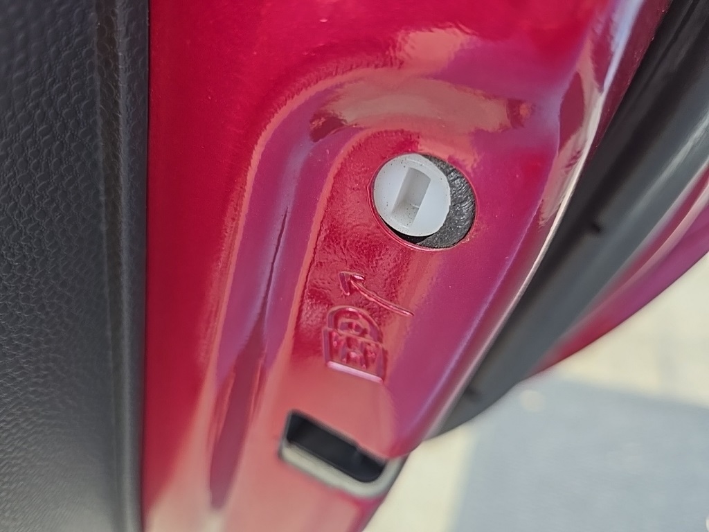 2011 Ford Fiesta SES photo 61