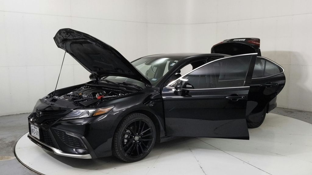 Used 2024  Toyota XSE image 1