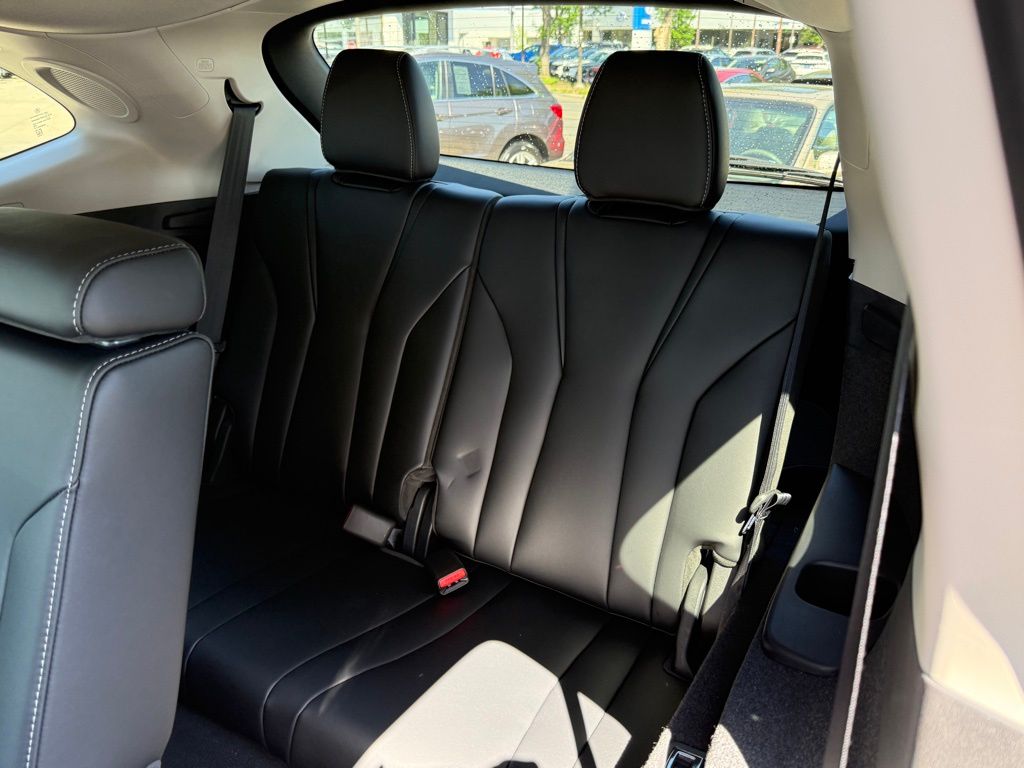 2025 Acura MDX SH-AWD Technology photo 13