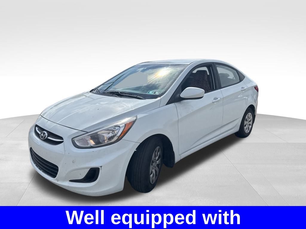 2016 Hyundai Accent SE photo 3