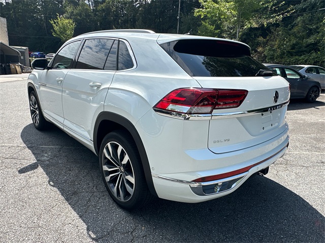 2022 Volkswagen Atlas Cross Sport V6 SEL Premium R-Line photo 2