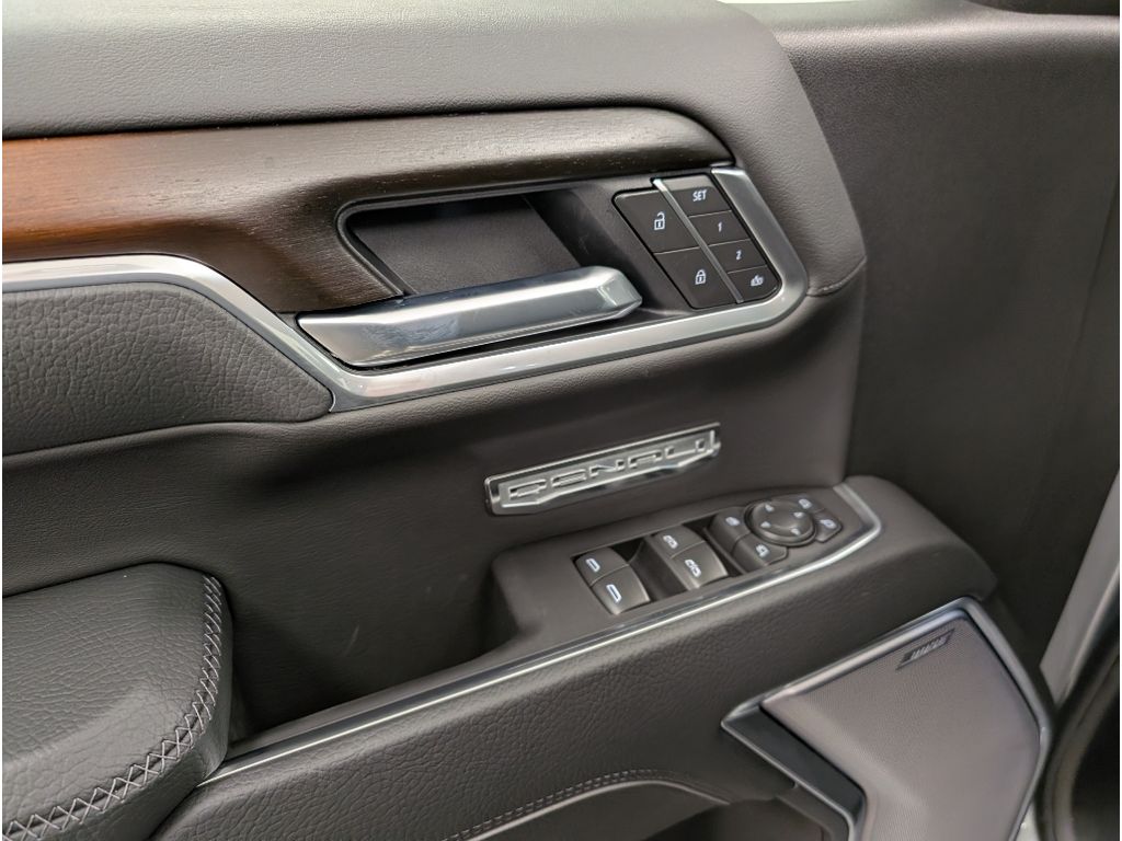 2026 Gmc Sierra 1500 Denali photo 2