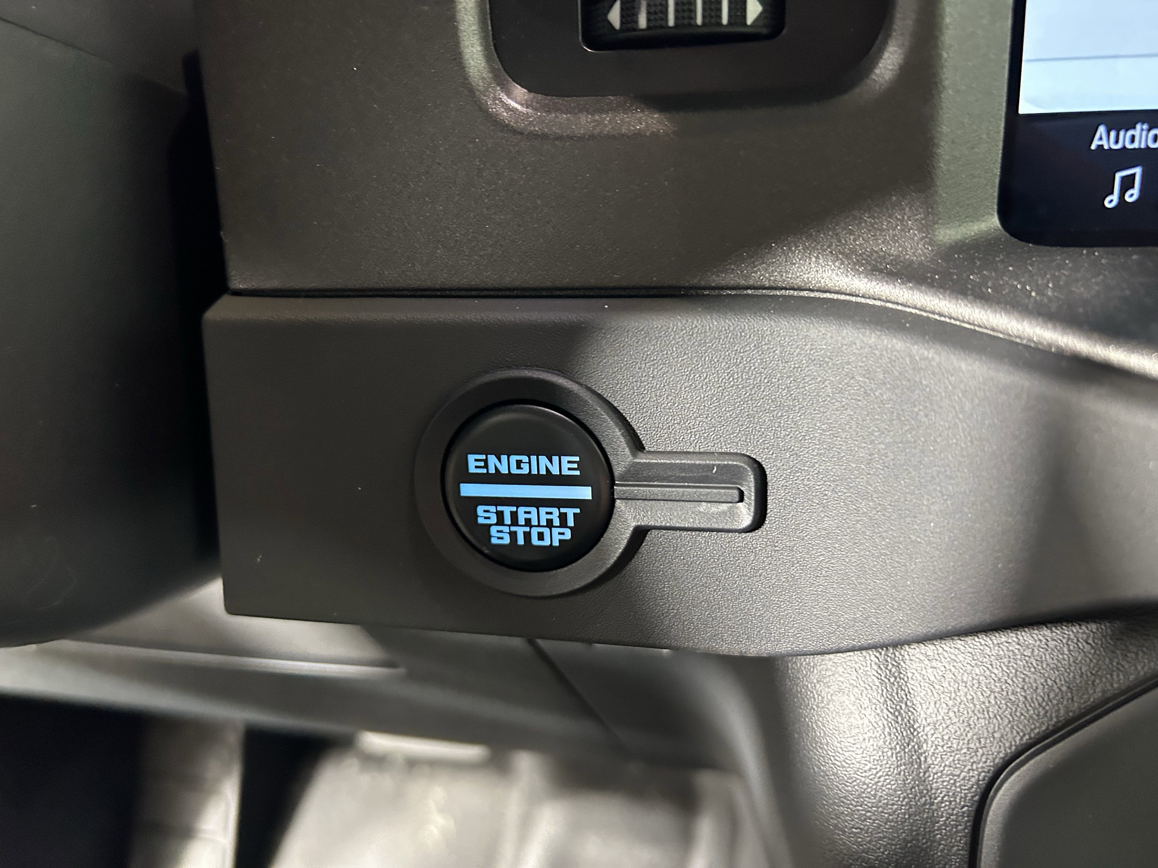 2025 Ford Bronco Badlands photo 13