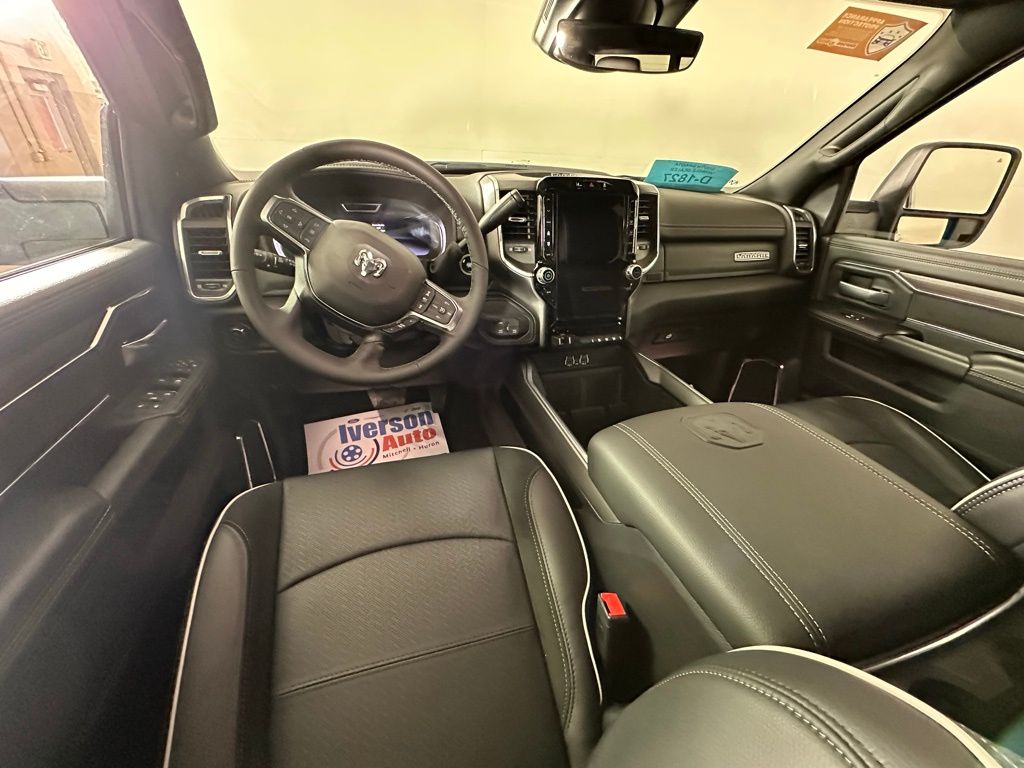2025 Ram 2500 Laramie photo 18