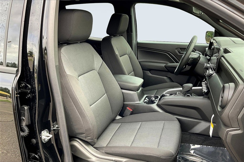 2026 Chevrolet Colorado Work Truck photo 9