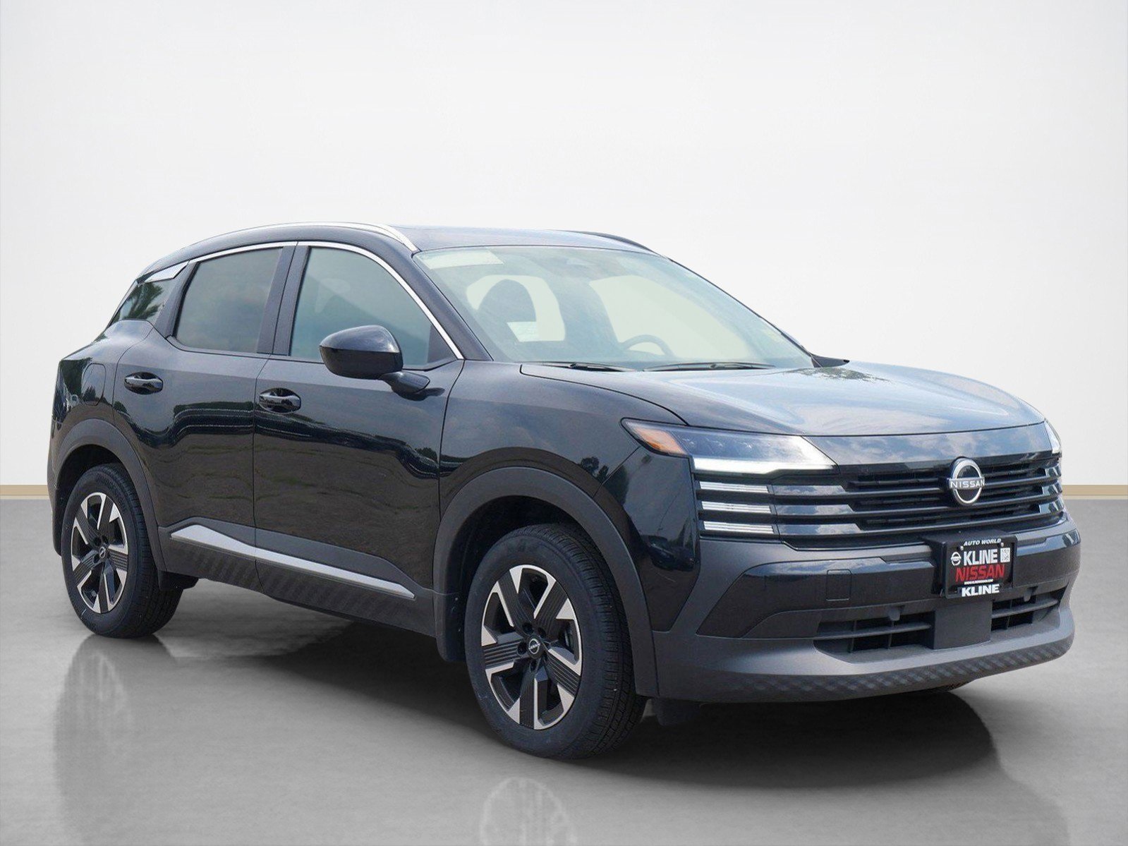 2025 Nissan Kicks SV AWD's photo