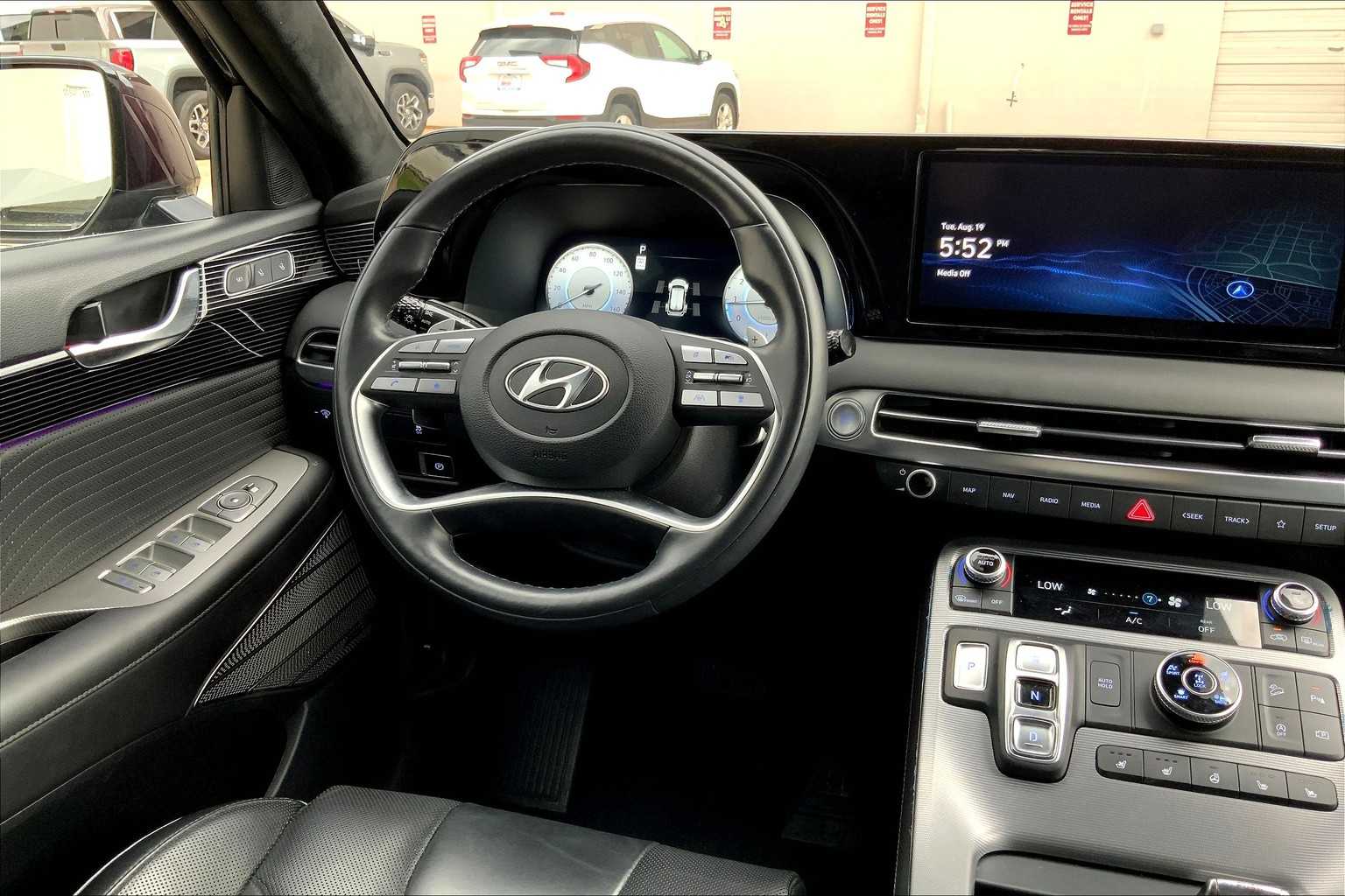 2024 Hyundai Palisade Calligraphy photo 5
