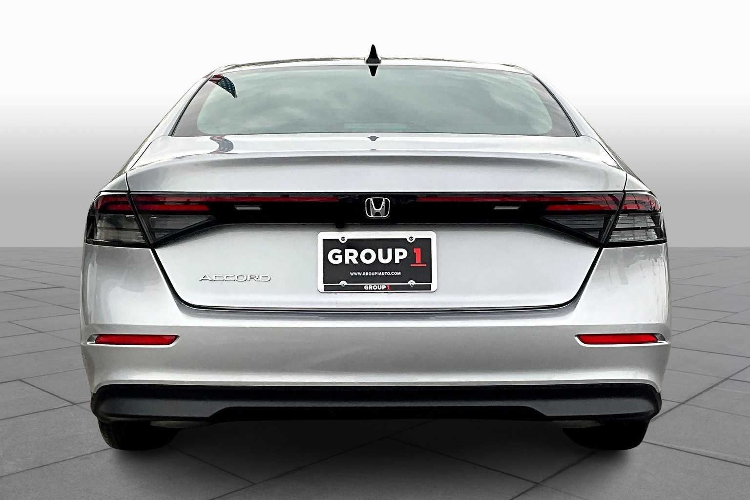 2025 Honda Accord 1.5T SE photo 4