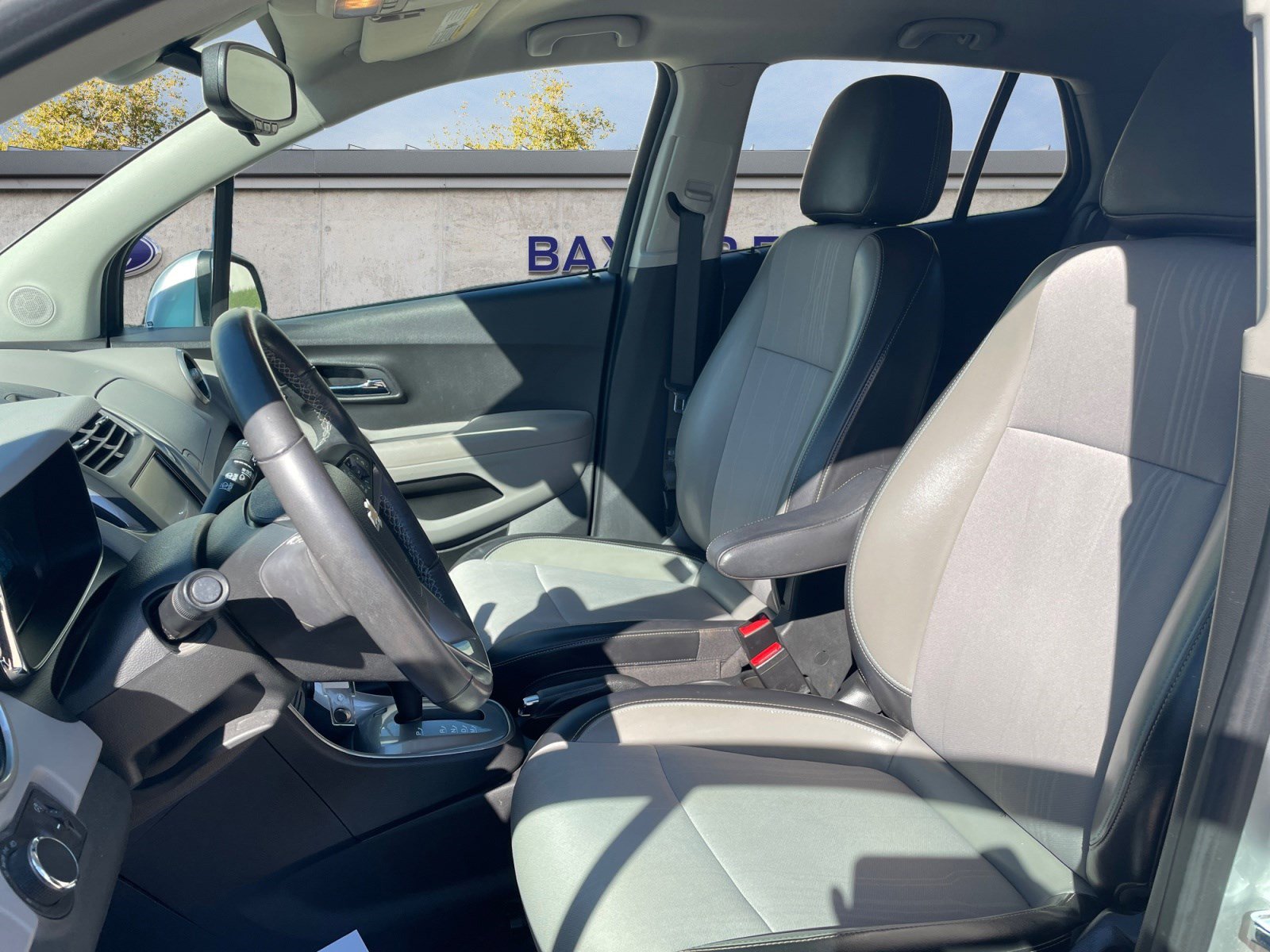 2015 Chevrolet Trax LT photo 14