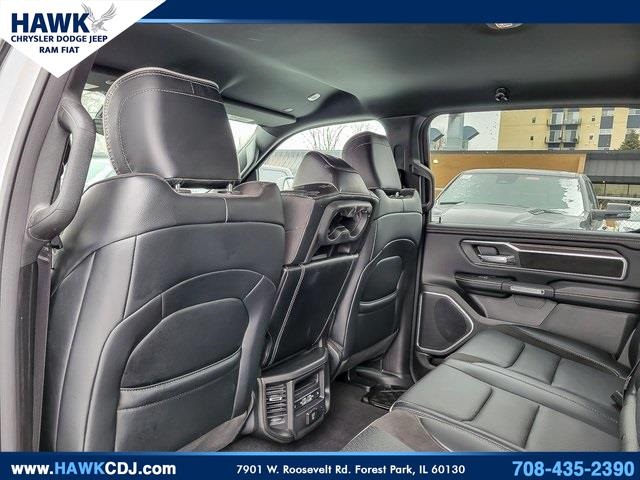 2025 RAM 1500 - Image 12