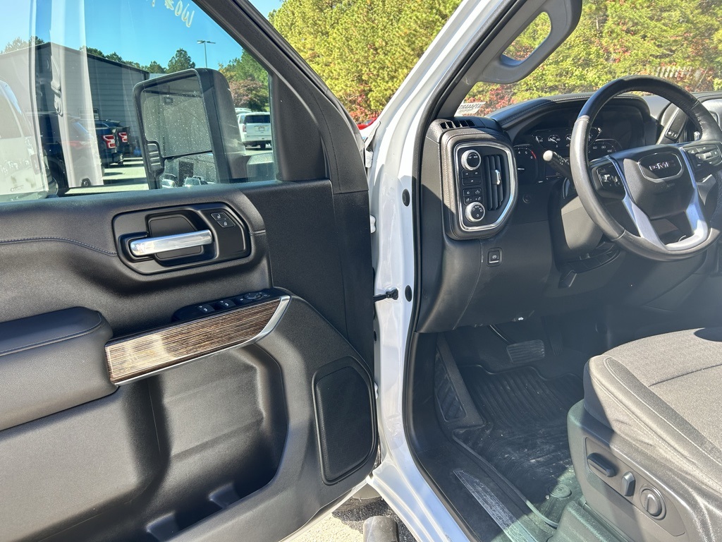 2022 Gmc Sierra HD SLE photo 4