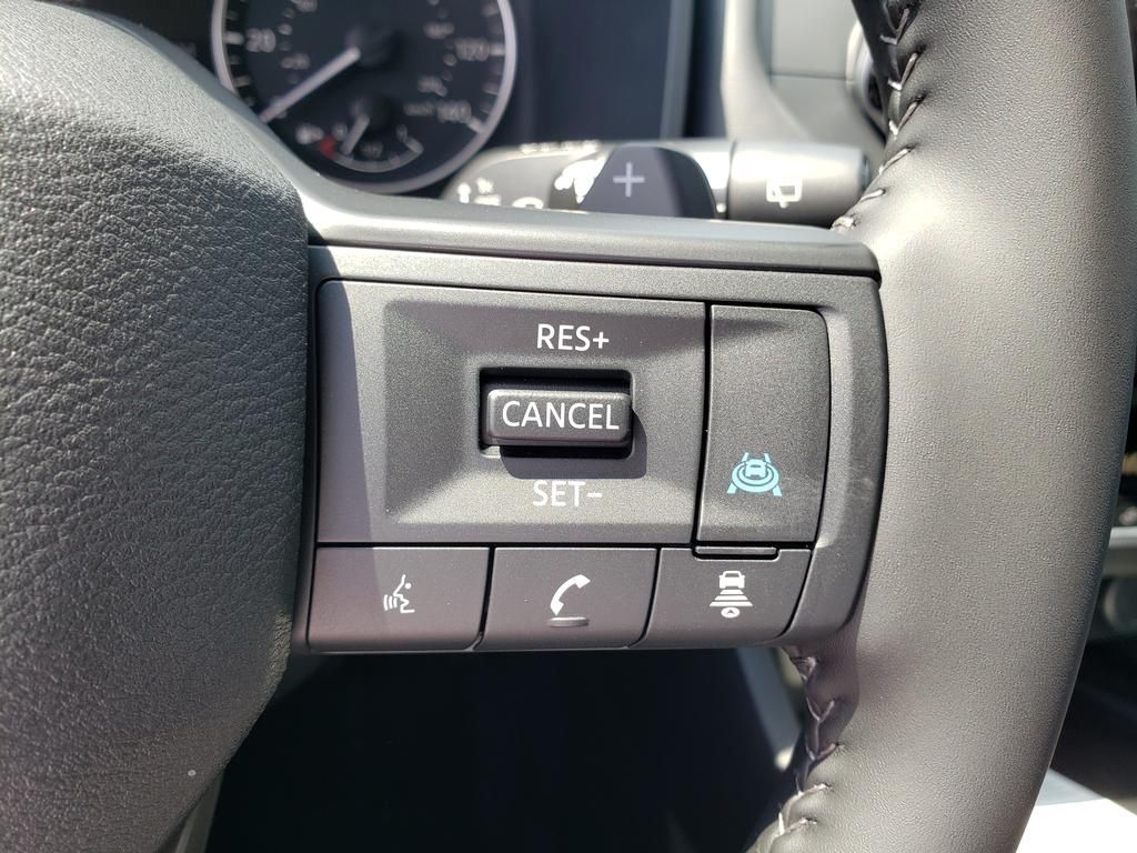 2026 Nissan Rogue SV photo 10
