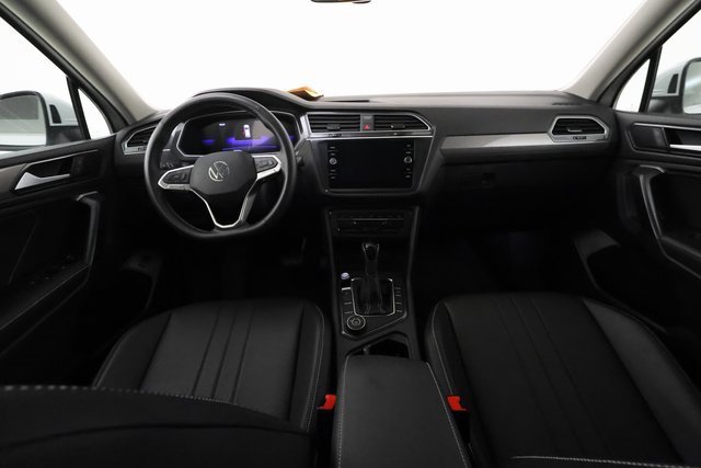 2024 Volkswagen Tiguan SE Wolfsburg Edition photo 4