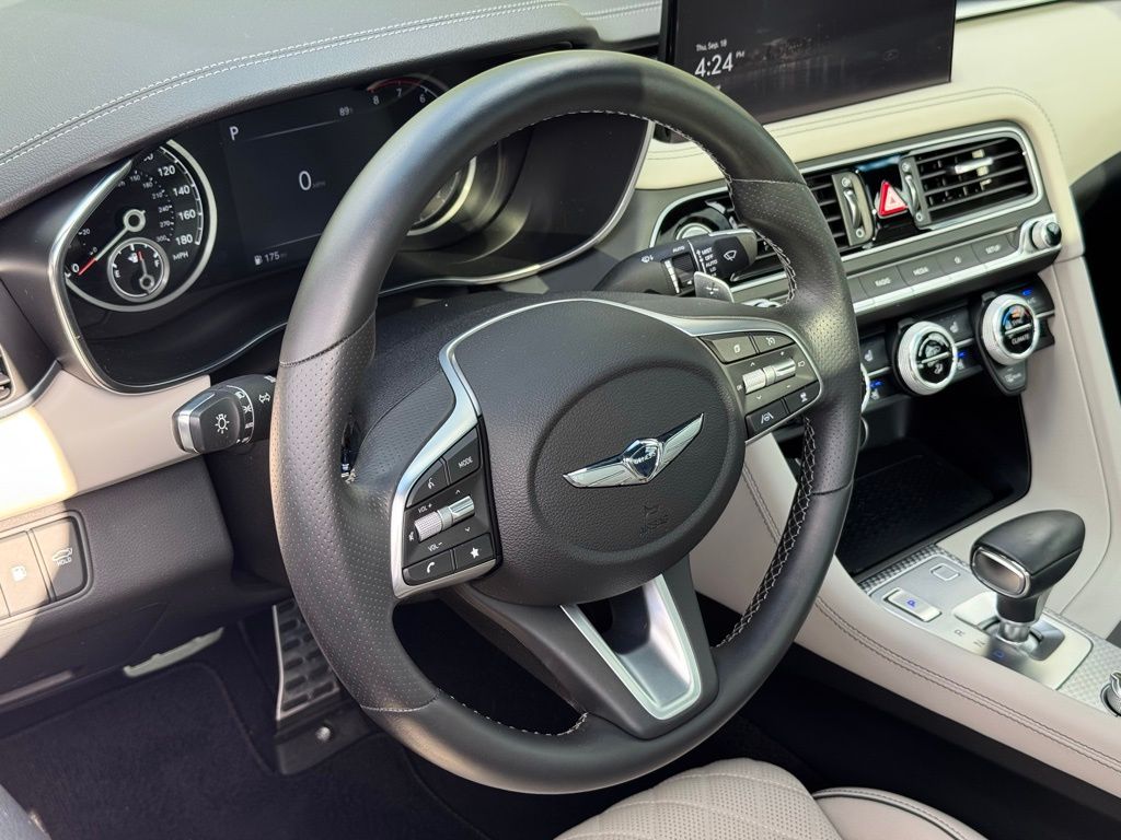 2023 Genesis G70 3.3T Sport Prestige photo 17