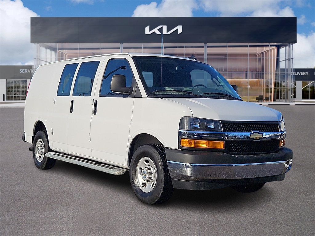 2024 Chevrolet Express Cargo Work Van's photo
