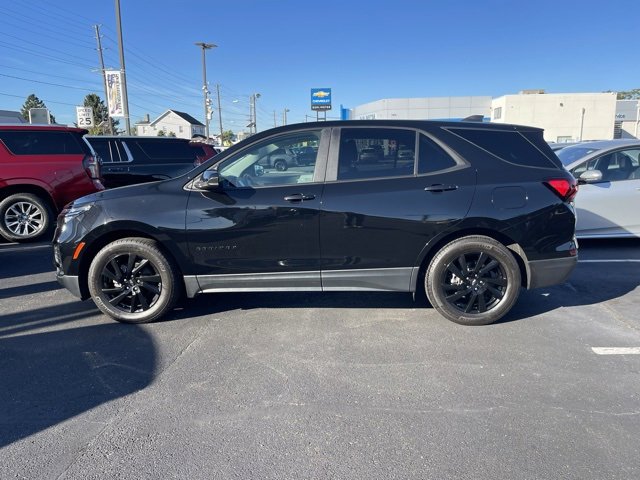 2023 Chevrolet Equinox LS photo 4