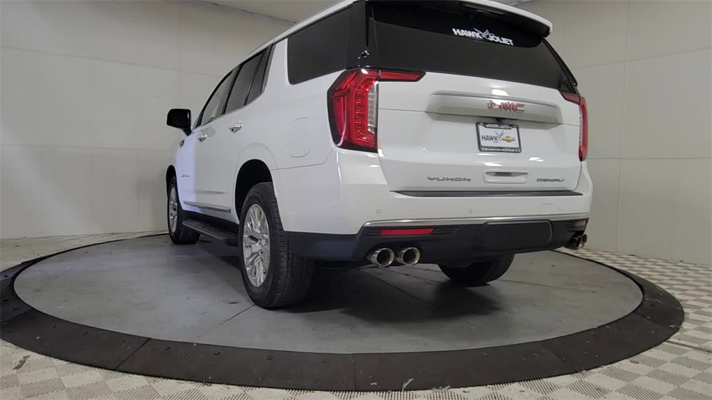 2023 GMC YUKON - Image 6