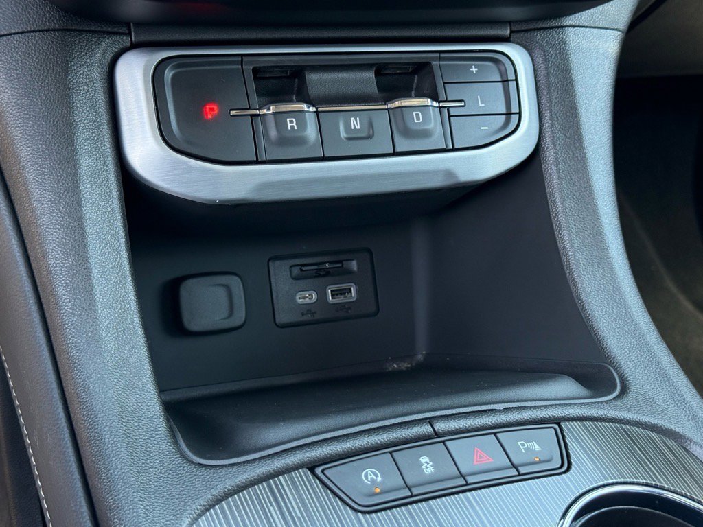 2023 Gmc Acadia SLT Elevation photo 11
