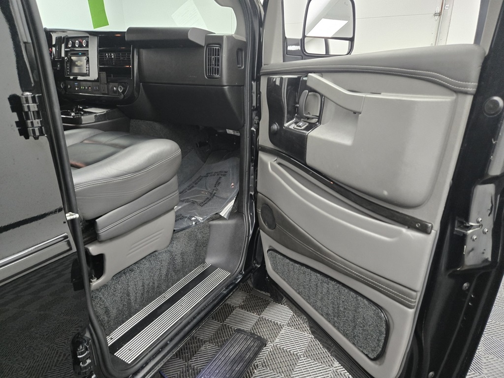 2019 Chevrolet Express Conversion Van photo 22