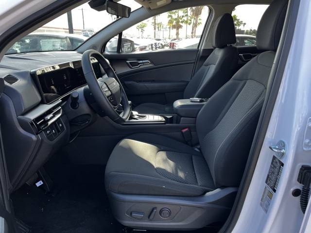 2026 Kia Sportage LX photo 12