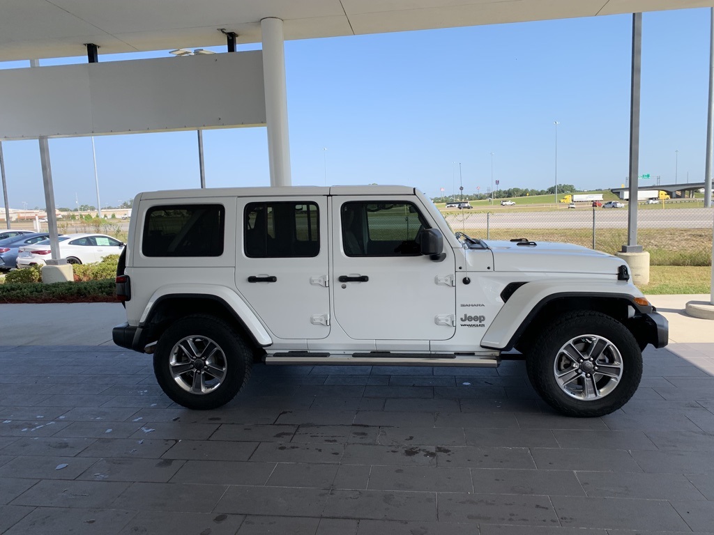 2020 Jeep Wrangler Unlimited Sahara photo 4