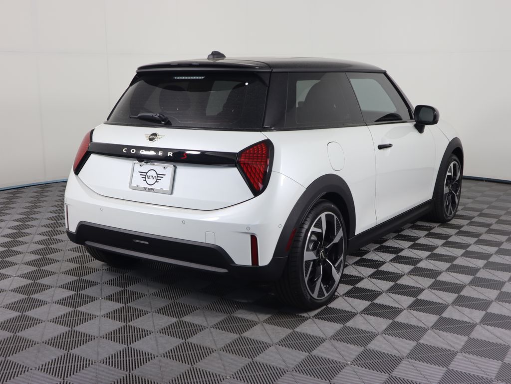 2025 Mini Cooper S Iconic photo 5