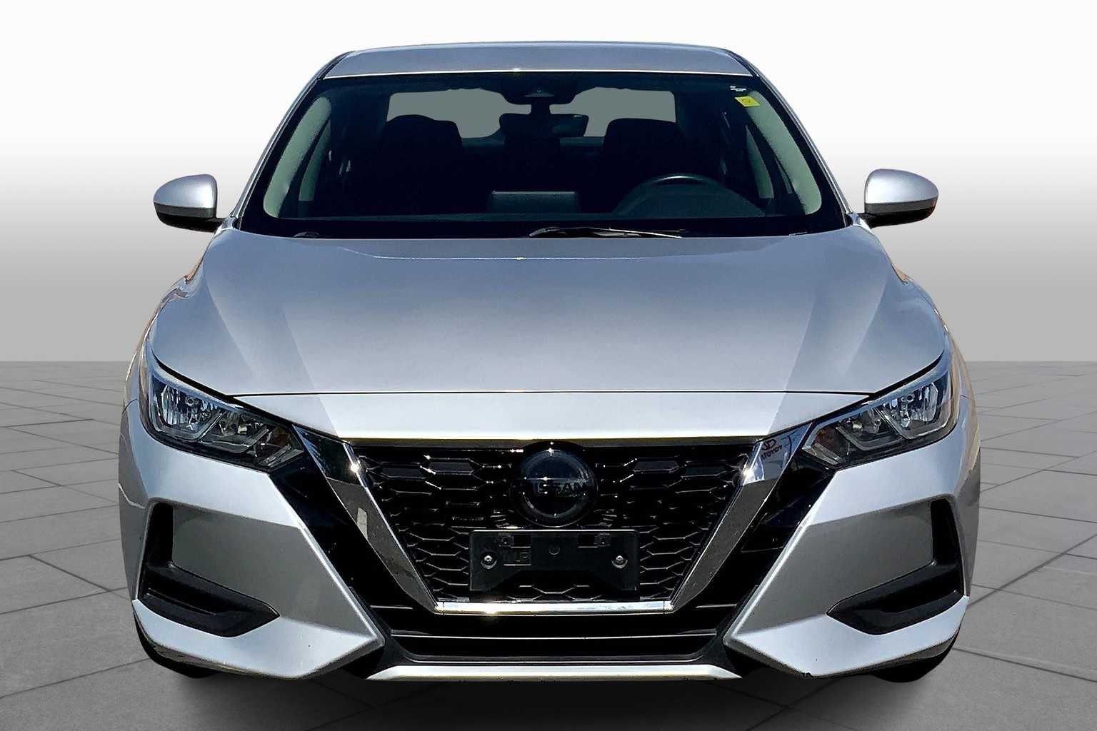 2021 Nissan Sentra SV photo 3