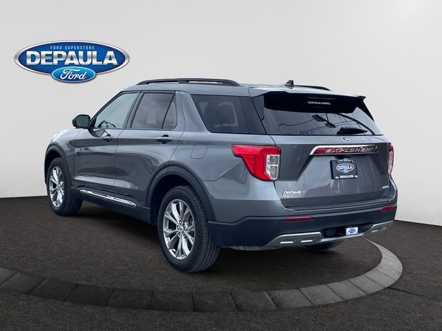 2023 Ford Explorer XLT photo 3