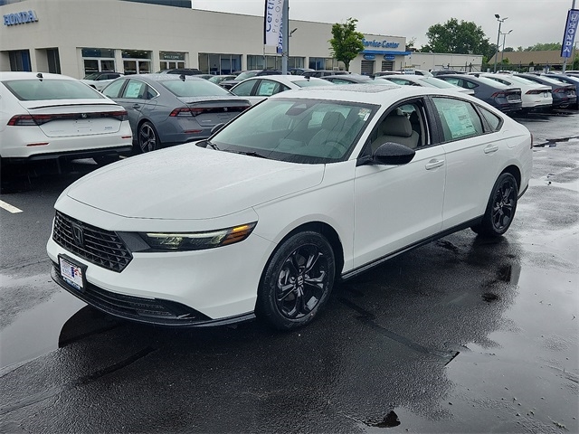 2025 Honda Accord 1.5T SE photo 3