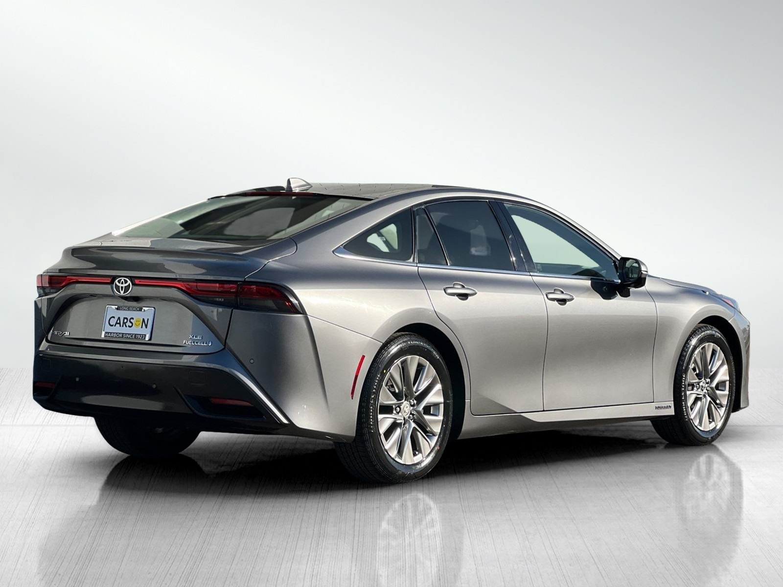 2023 Toyota Mirai XLE photo 4