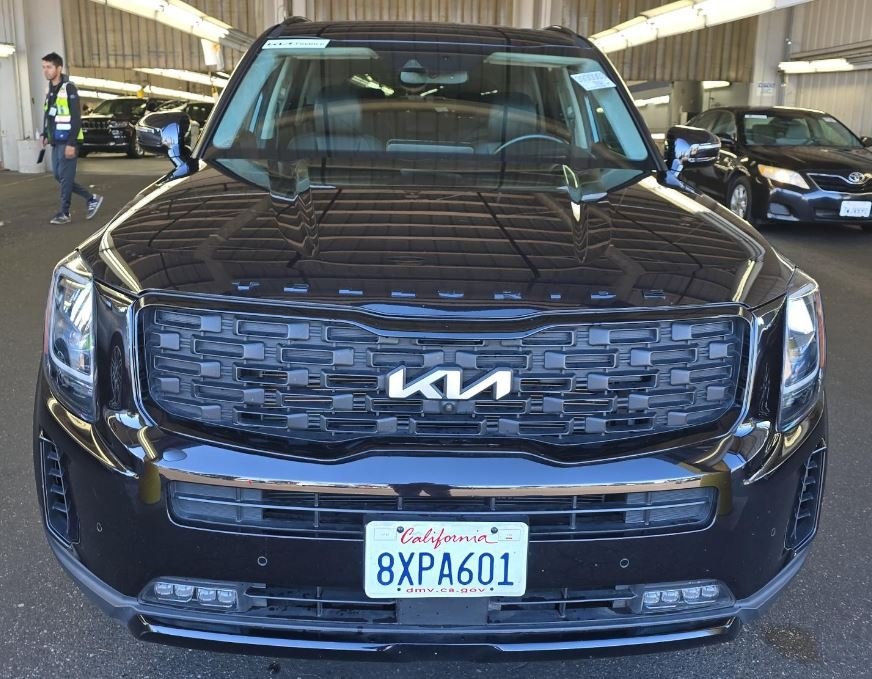 Used 2022 Kia Telluride SX with VIN 5XYP5DHC3NG199665 for sale in Kansas City