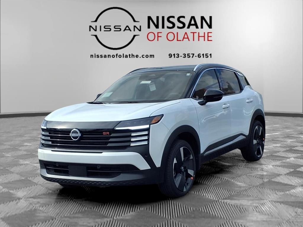 2025 Nissan Kicks SR AWD's photo