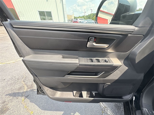 2026 Toyota Tundra SR5 CrewMax photo 12