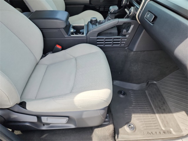 2025 Toyota 4Runner SR5 4WD photo 17