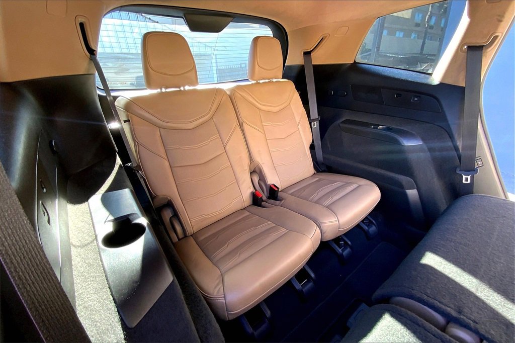 2022 Cadillac XT6 Premium Luxury photo 32