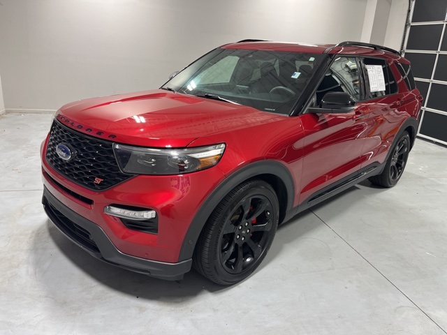 2020 Ford Explorer ST photo 2