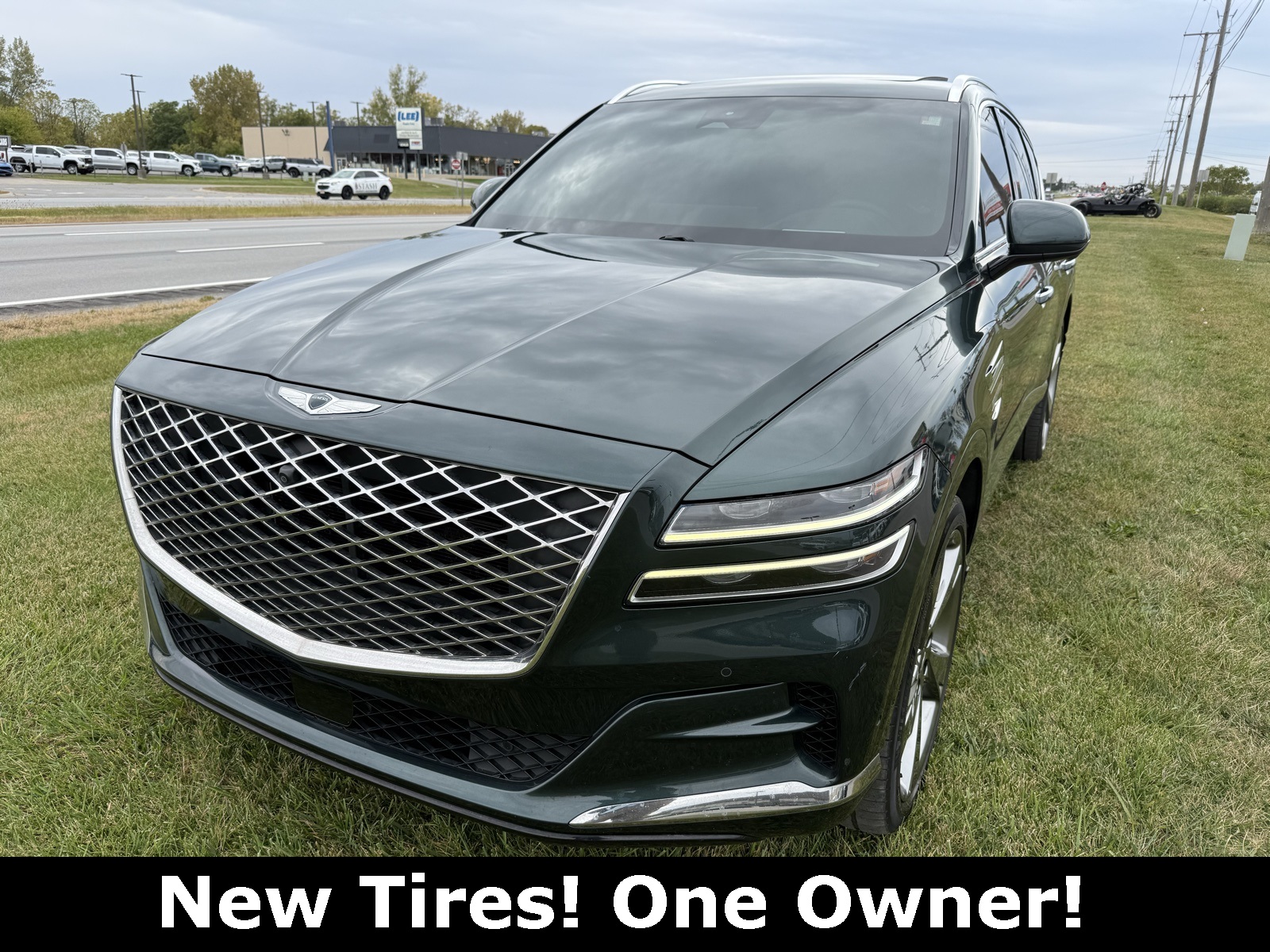 2023 GENESIS GV80's photo