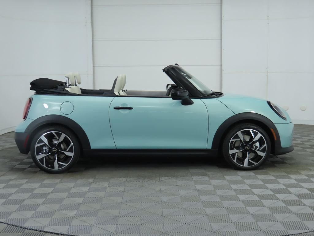 2026 Mini Cooper Convertible Iconic photo 4